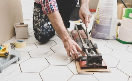 Les techniques professionnelles pour une pose de faïence impeccable